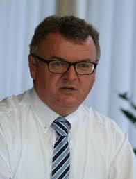 Themen des Tages: Vergiftete Babynahrung in Friedrichshafen: Jagd auf einen  skrupellosen Täter