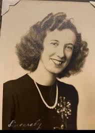 So I've seen some lovely edits from people here, I wanted to see if you  could work some magic