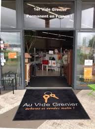 Au Vide Grenier Annonce L Ouverture Future De Six Nouveaux Magasins