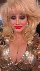 Drag Queen Crystal Summers