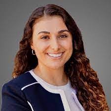 Anne Derfer's Instagram, Twitter & Facebook