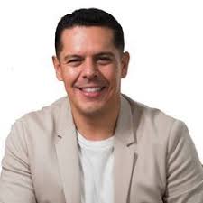 Angel Villegas's Instagram, Twitter & Facebook