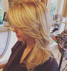 Heavily Layered Straight Straw Blonde Hair Medium Hair Styles Medium Length Hair With Layers Medium Length Hair Styles