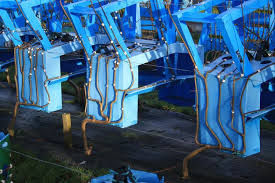 These Molded Trees Grow Into Fully Formed Chairs Tables And Lamps Natural Chair Unusual Furniture Growing Tree