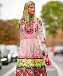 These indian wedding hairstyles fit the glitz and glamour of indian weddings to a t. Pretty Wedding Guest Hairstyles To Wear Hair Up Or Down