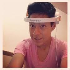 Stream Bryan Moreno Torres OOO music