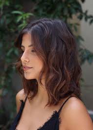 This bob haircut with dark brown hair is recommended as a college look and a bridal look. Human Hair Women Big Curly Lace Front Cap 16 Inches Wigs Hair Styles Wavy Haircuts Medium Hair Styles