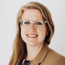 Tracy Hedrick's Instagram, Twitter & Facebook