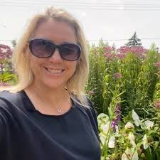 Cheryl Thorne (@mscthorne)