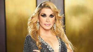 Muere la cantante mexicana Dulce a sus 69 años, sus familiares informaron  en Navidad - ABC7 Los Angeles