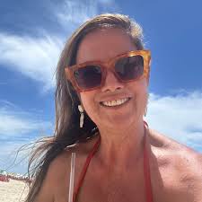 Please don't encourage these clowns with the parrots and monkey,they are  not native to this country, they should be in the rain forest of south  America and not