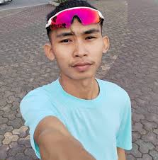 Surprising Charli D'Amelio With Custom iPads & Macbooks!!