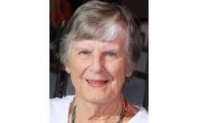 Letitia Chapman's Instagram, Twitter & Facebook