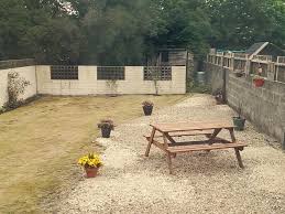 Wanted to do something to take away the grey dull look and finish off the garden. Paint 3 Breezeblock Walls In Garden Painting Decorating Job In Bristol Avon Mybuilder