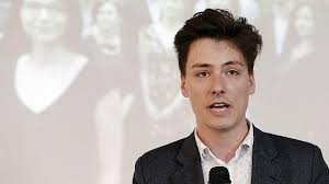 We did not find results for: Prvni Fotka Politika S Jeho Pritelem Matej Stropnicky A Krejcik Z Ordinace Si Uzivaji Lasku Na Dovolene Super Cz