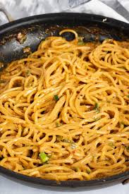 Most packaged dried noodles and pasta are naturally vegan. Vegan Garlic Noodles Entrees Zardyplants