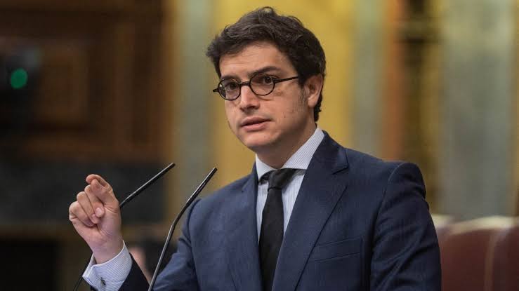 Figaredo, a la ministra de Hacienda: 'Es culpable in vigilando e in  eligendo de toda la corrupción que se produce en su Gobierno y en su  partido' - VOX