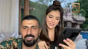 ظهرت الفنانة المصرية مي عمر عبر صورها التي نشرتهم على صفحتها الشخصية على الانستجرام بإطلالة جريئة في الصورة الأول وارتدت فستانا تفاعل جمهور الفنانة المصرية مي عمر مع صورها التي تشرتهم مؤخرا وابدوا اعجابهم الشديد في إطلالتها التي ظهرت بها. Ø§Ø®Ø¨Ø§Ø± Ø§Ù„Ù†Ø¬ÙˆÙ… Ø´ÙˆÙƒØª Ø¹Ø±ÙØªÙŠ Ø±ÙŠÙ… Ø³Ø§Ù…ÙŠ Ù†ÙˆØ±Ø© Ù…Ø³Ù„Ø³Ù„ Ø§Ù„Ø¨Ø±Ù†Ø³ Ø§Ø®Øª Facebook