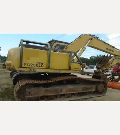 Komatsu PC250LC-6 Excavator