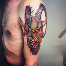 In einem kleinen, geheimen studio außerhalb von berlin kreieren der weltberühmte tätowierer peter aurisch und seine kollegin jessica march einige der. My First Big Piece Ibex By Peter Aurisch At Nevada Johnny In Berlin Tattoos
