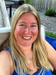 Rebecca Riggan's Instagram, Twitter & Facebook