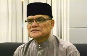 Pahang mentri besar datuk seri adnan yaakob said some would make the library as a meeting point and a place to relax, though not all. Court Allows Utusan S Appeal To Strike Out Pahang Mb S Suit The Mole