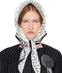 SSENSE Exclusive White Audrey Bonnet by Julie Kegels