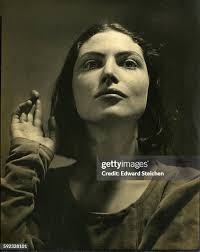 511 Joan Dark Fotos und hochauflösende Bilder