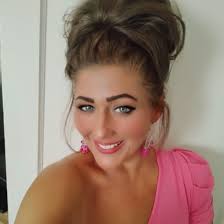 DIY WOOD PALLET SHELVING...what a great idea!! Featured