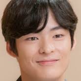 They try make their husbands more successful and raise their and then insisting on writing about what happened with young jae like it was her truth to tell. Sky Castle Asianwiki