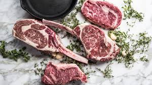 How to cook t bone steaks. Best Cuts Of Steak Porterhouse T Bone Filet Mignon And More Robb Report