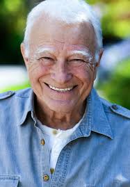 Larry Cali's Instagram, Twitter & Facebook