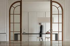 Une porte coulissante intérieure sur mesure en verre 8 mm ou 10 mm d'épaisseur : Porte Interieur Design Pour Espaces De Vie Contemporains