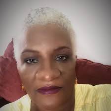 A Sensitive Heart: 6 : Lee, Vivian Rose: Amazon.in: Books