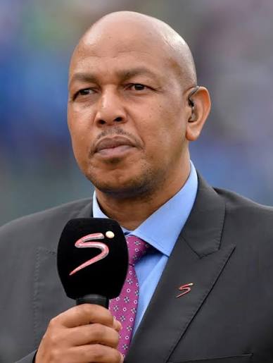 SAD NEWS 💔 Phumlani Msibi legendary sports Commentator,Presenter and anchor on Super sports Tv has passed away 🥹 He was born on 15 December 1967 in Duran ,Mr Msibi died on Friday