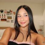 Amaris Ramirez's Instagram, Twitter & Facebook