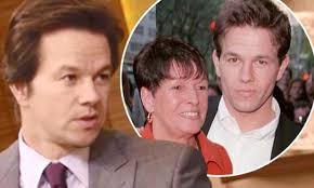 Mark took to instagram on sunday to break the news of his mom's death to his followers as well as pay tribute to her. Mark Wahlberg Admits He S Not His Mother S Favorite Daily Mail Online