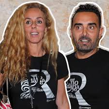 Fidel Albiac, marido de Rocío Carrasco, pillado tras las cámaras de 'El último viaje de Rocío'