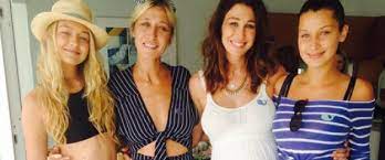 أثناء الإقامة في فندق وسبا ستيلا دي ماري بيتش، يمكنك زيارة ghibli raceway والكاتدرال السماوية، إحدى معالم شرم الشيخ الأكثر شهرة. Ø¨Ø§Ù„ØµÙˆØ± ØªØ¹Ø±ÙÙˆØ§ Ø§Ù„Ù‰ Ø§Ù„Ø£Ø®ØªÙŠÙ† ØºÙŠØ± Ø§Ù„Ø´Ù‚ÙŠÙ‚ØªÙŠÙ† Ù„Ù€ Ø¨ÙŠÙ„Ø§ ÙˆØ¬ÙŠØ¬ÙŠ Ø­Ø¯ÙŠØ¯ Ù…Ø¬Ù„Ø© Ø³ÙŠØ¯ØªÙŠ