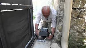 Kit nice retrokit appelé aussi road400 , la meilleure offre du moment avec 1 télécommande et 4 mètres. Automatiser Un Portail Coulissant Tuto Bricolage Avec Robert Pour Automatiser Un Portail Youtube