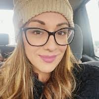 Karen Claycomb's Instagram, Twitter & Facebook