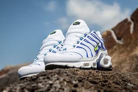 Nike Air Max Plus Tuned 1 Sky Eu Kicks Sneaker Magazine Nike Air Max Nike Free Shoes Nike Air Max Plus