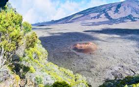 The volcano gite and pas de bellecombe car park are accessible by car except in exceptional circumstances. Magnifique Prise De Vue Depuis Le Pas De Bellecombe La Reunion Ile De La Reunion Vacances Reunion