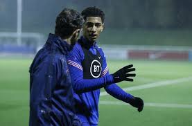 Manoochehri, who worked with bellingham for four years, advised the youngster he would fit in well at united, linking up with another. Jude Bellingham To Make England Debut On Thursday After Impressing Gareth Southgate Aktuelle Boulevard Nachrichten Und Fotogalerien Zu Stars Sternchen