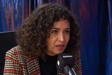julia mengolini - MDZ Online