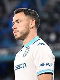 Nicolás Kozlovsky firmó su primer contrato con RACING hasta fin del 2027.  #Racing #RacingClub #Academia #RacingRadio #VamosRacing #Cilindro  #RacingPositivo #RacingClubDeAvellaneda #Racinguistas #TitaMattiussi  #RacingClubOficial