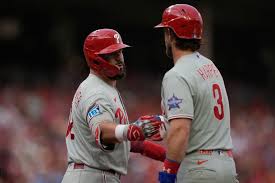 Zack Wheeler dominates the Reds in Phillies' 4-1 series-opening win