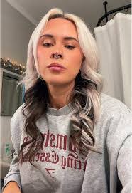 Chelsey Collins's Instagram, Twitter & Facebook