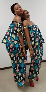 Cc my yt☺️ je suis une jeune styliste en herbe et buissness woman. From Drc African Fashion African Print Fashion African Wear