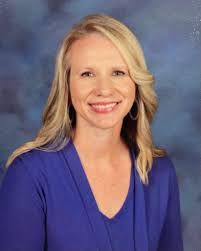 Briley Saunders, Searcy resident, is a National Finalist for Heroes of the  Classroom. She is the only finalist from Arkansas! Please help us support  an Arkansas educator! Cast your vote for Briley